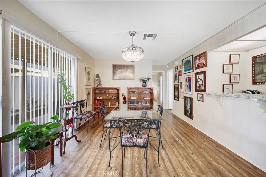 11730 Whittier 63, Whittier