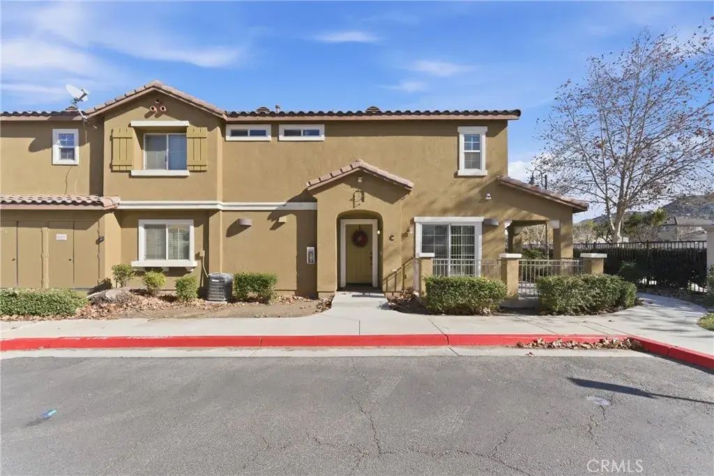 25796 Iris C, Moreno Valley