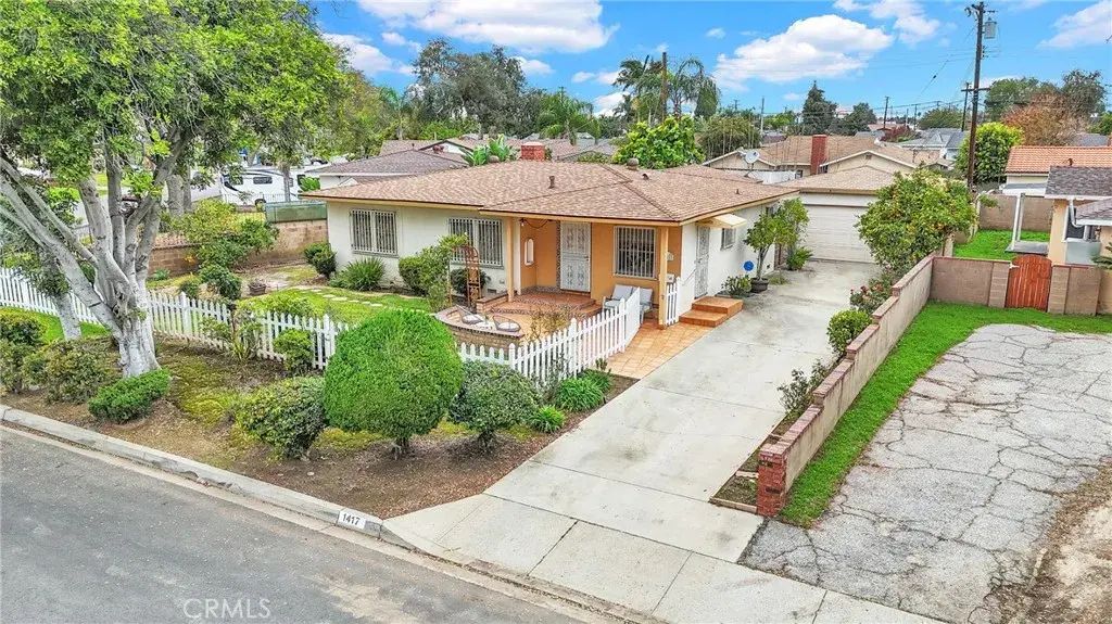1417 S Bromley, West Covina