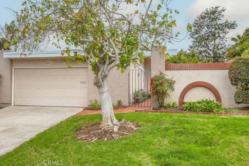 5231 Moya, Laguna Woods