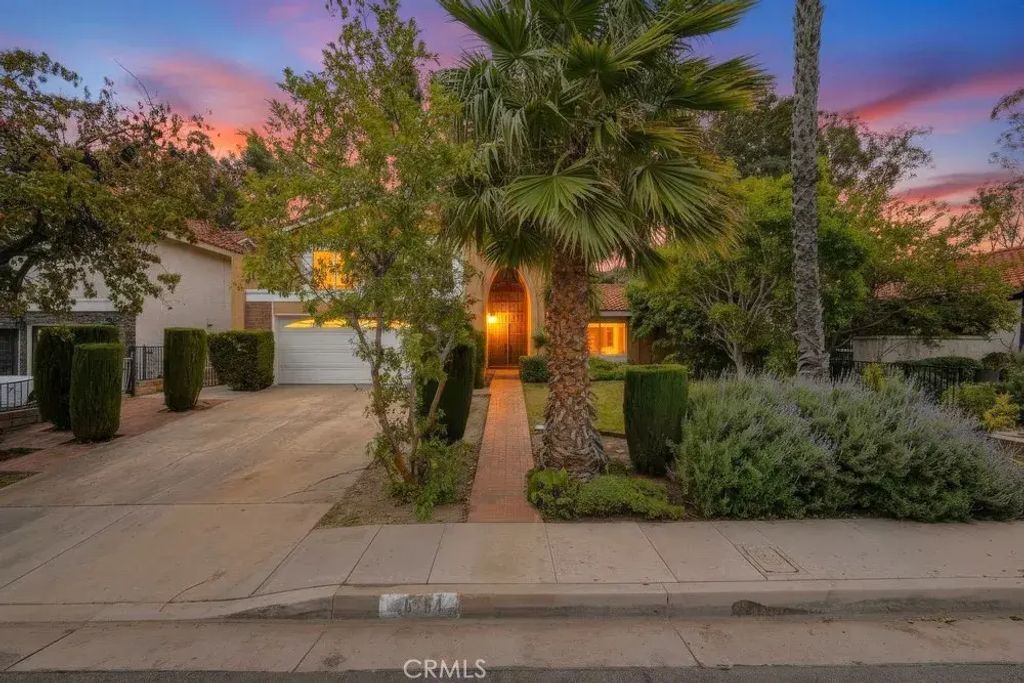 6764 Swarthmore Drive, Anaheim Hills