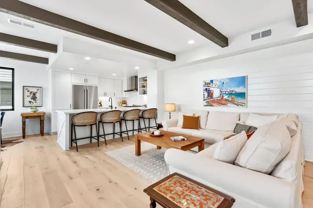 1400 Anacona Place 105, Encinitas