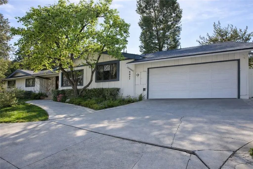 5057 Shirley Avenue, Tarzana