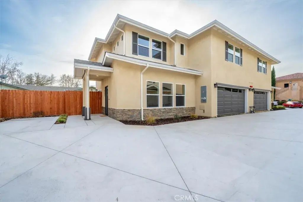 8397 Amapoa, Atascadero