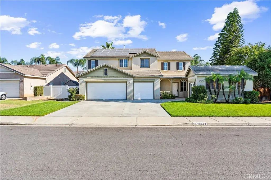 12564 Bougainvillea Way, Riverside