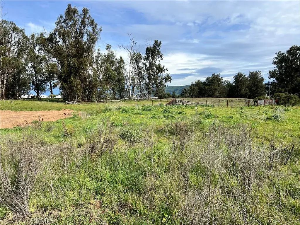 Honey Grove, Nipomo