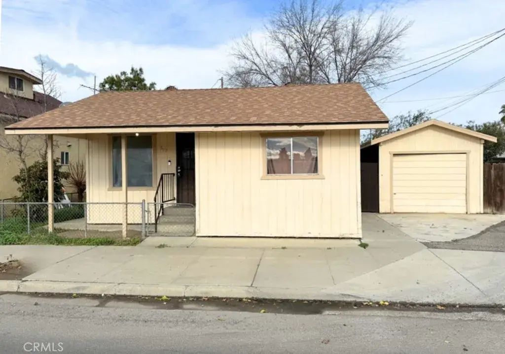 307 E Polk Street, Coalinga