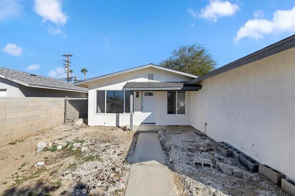 66146 Acoma, Desert Hot Springs