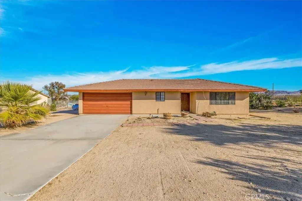 5753 La Luna, 29 Palms