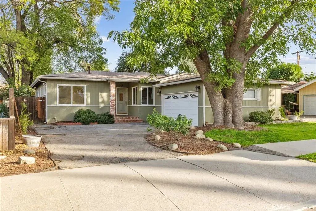 5634 Ponce Avenue, Woodland Hills