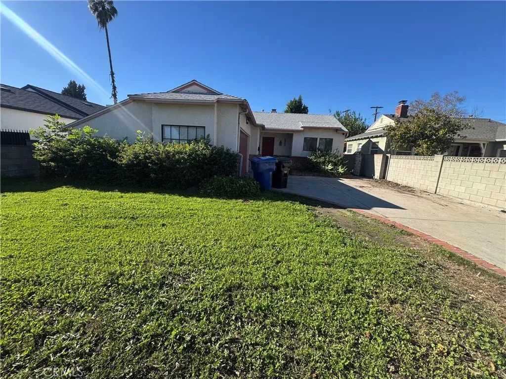 6853 Willis Avenue, Van Nuys