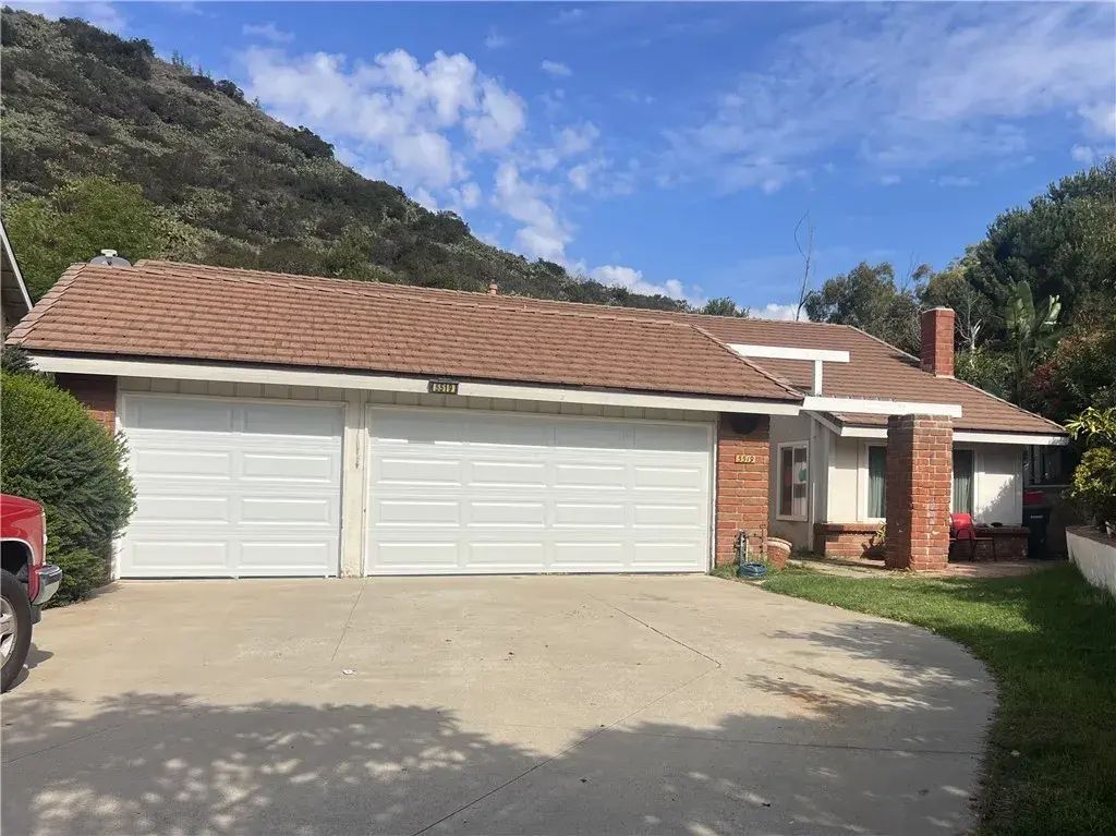 5519 E Avenida Palmar, Orange