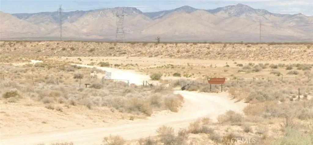 1 Horse Canyon Rd & W/o Hwy 14, Weldon