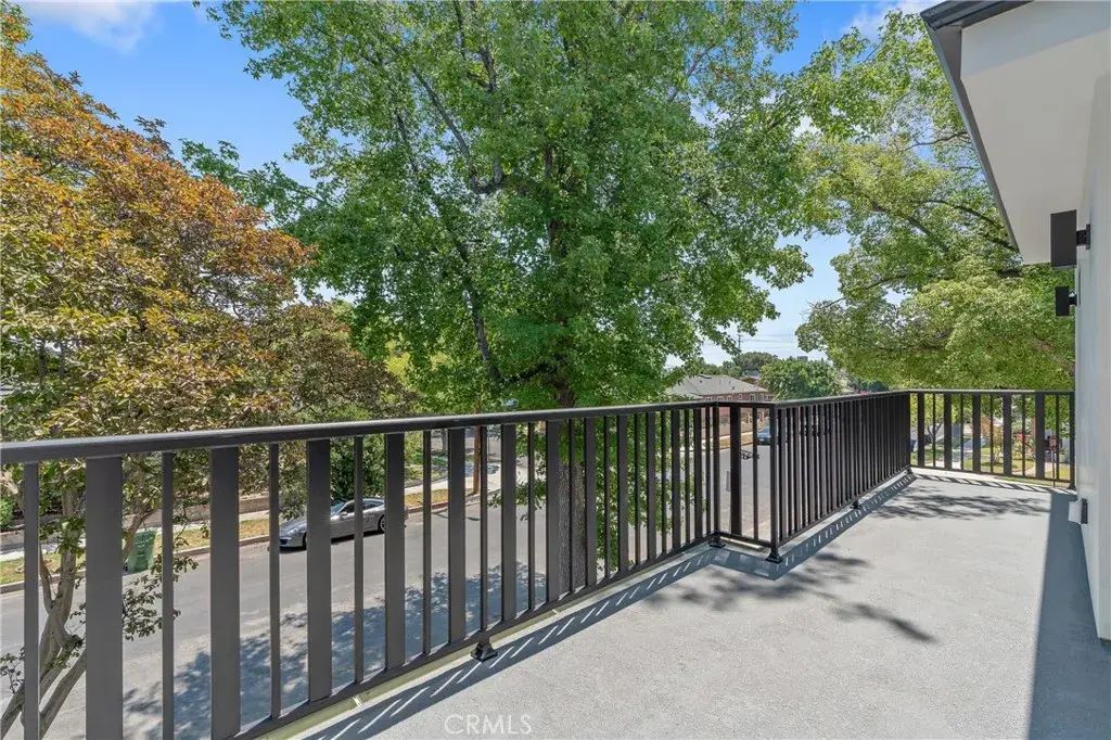 7435 Ranchito Avenue, Van Nuys