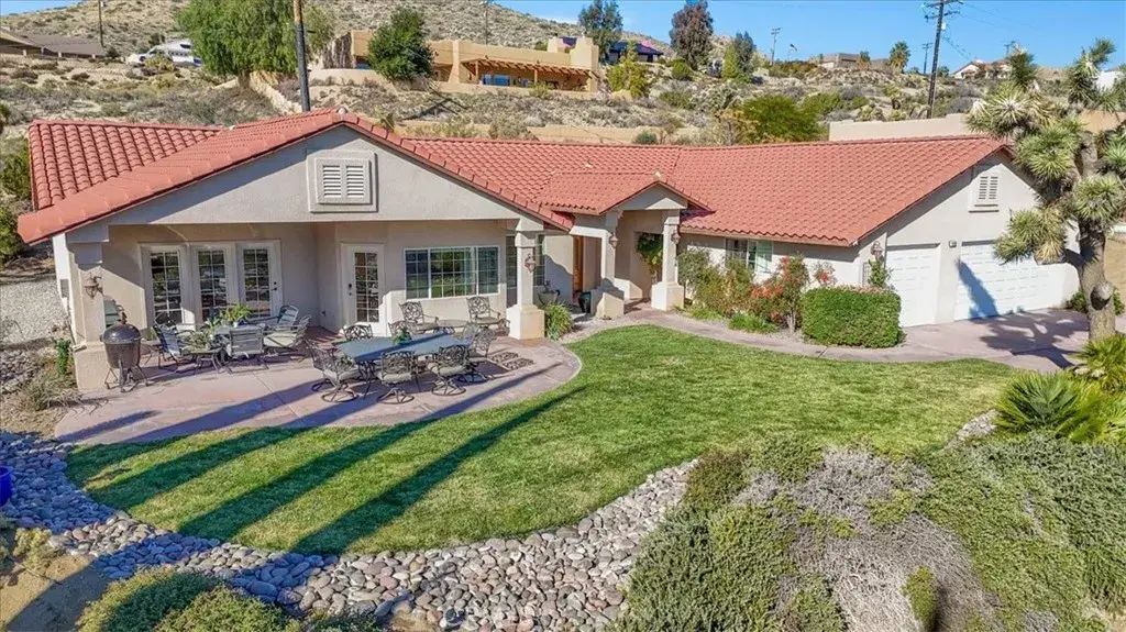7636 Shafter, Yucca Valley