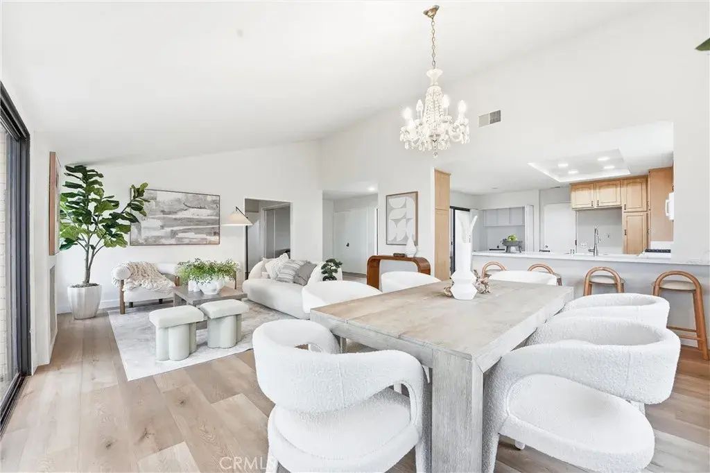 22832 Dominita, Laguna Niguel