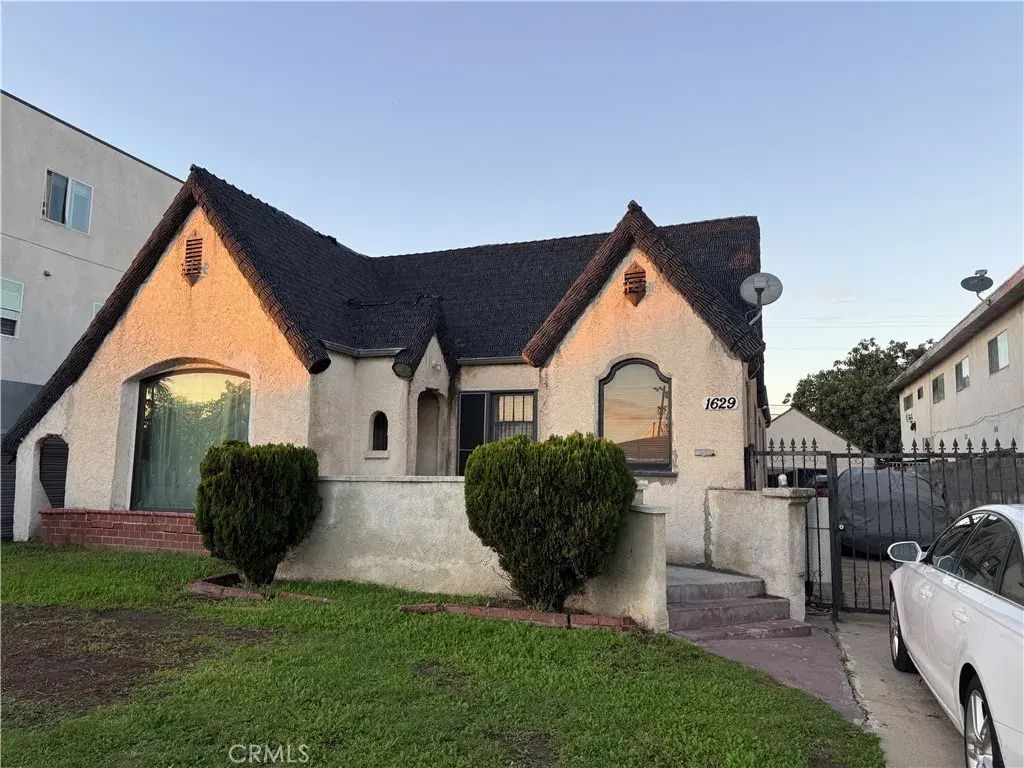 1629 W 80th, Los Angeles
