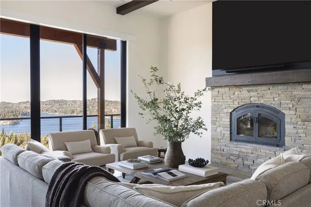 292 Ponderosa Peak Road, Lake Arrowhead