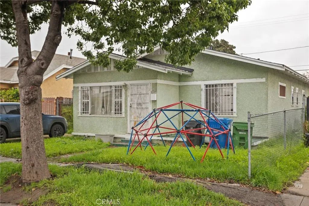 1518 W 65th Place, Los Angeles
