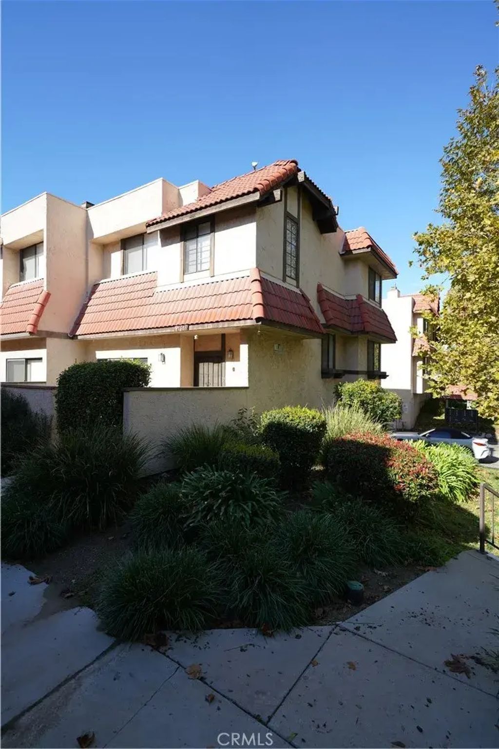 27663 Ironside Drive, Canyon Country
