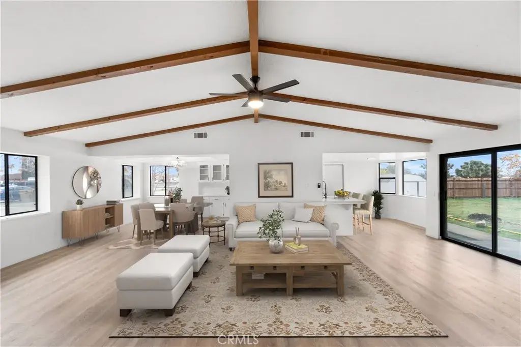 9239 Hickory Avenue, Hesperia
