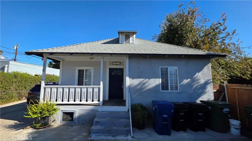 2820 7th, Los Angeles