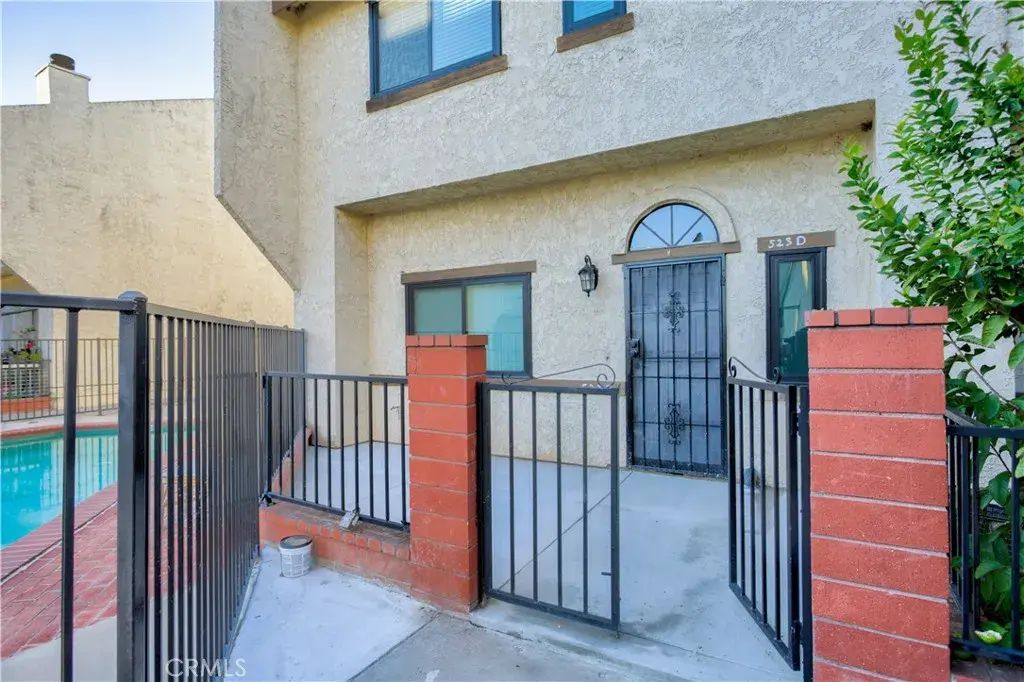 523 N Alhambra D, Monterey Park