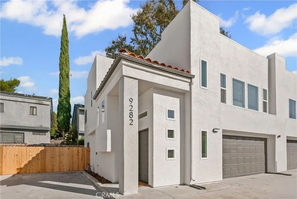 9282 El Bordo, Atascadero
