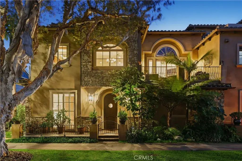 202 Avenue C, Redondo Beach