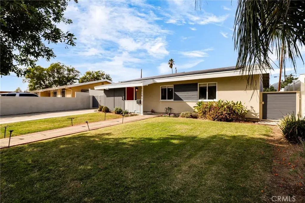 13345 Calcutta, Sylmar