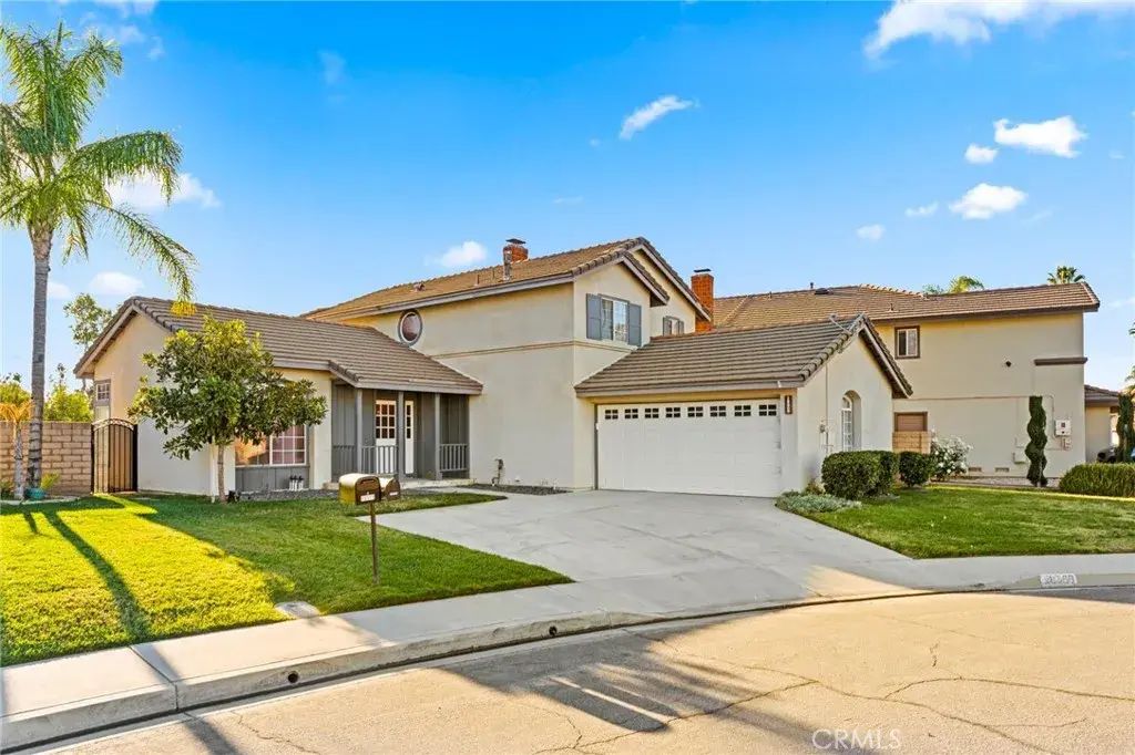 28569 Carnoustie, Moreno Valley