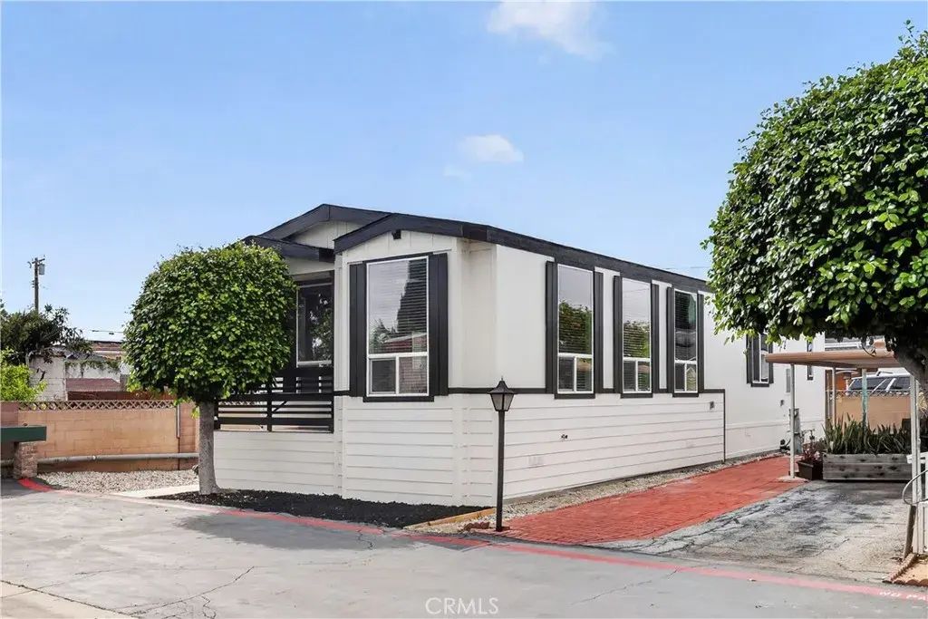 22600 Normandie 50, Torrance