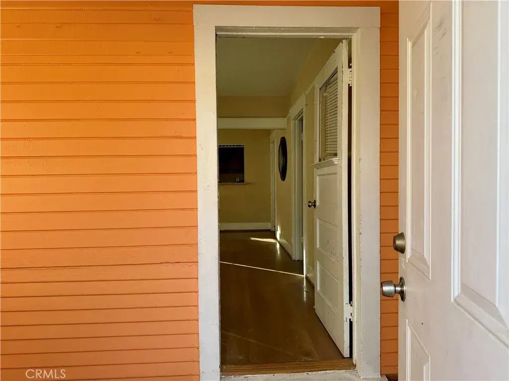 4451 Victoria, Riverside