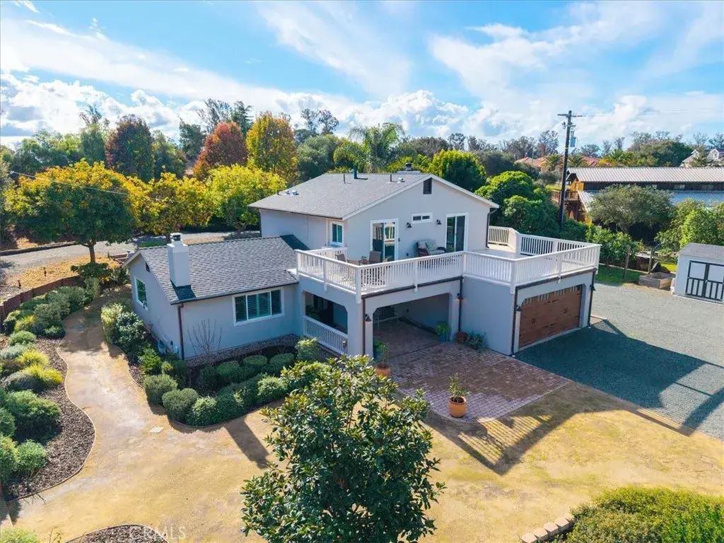 1093 Camino Caballo, Nipomo