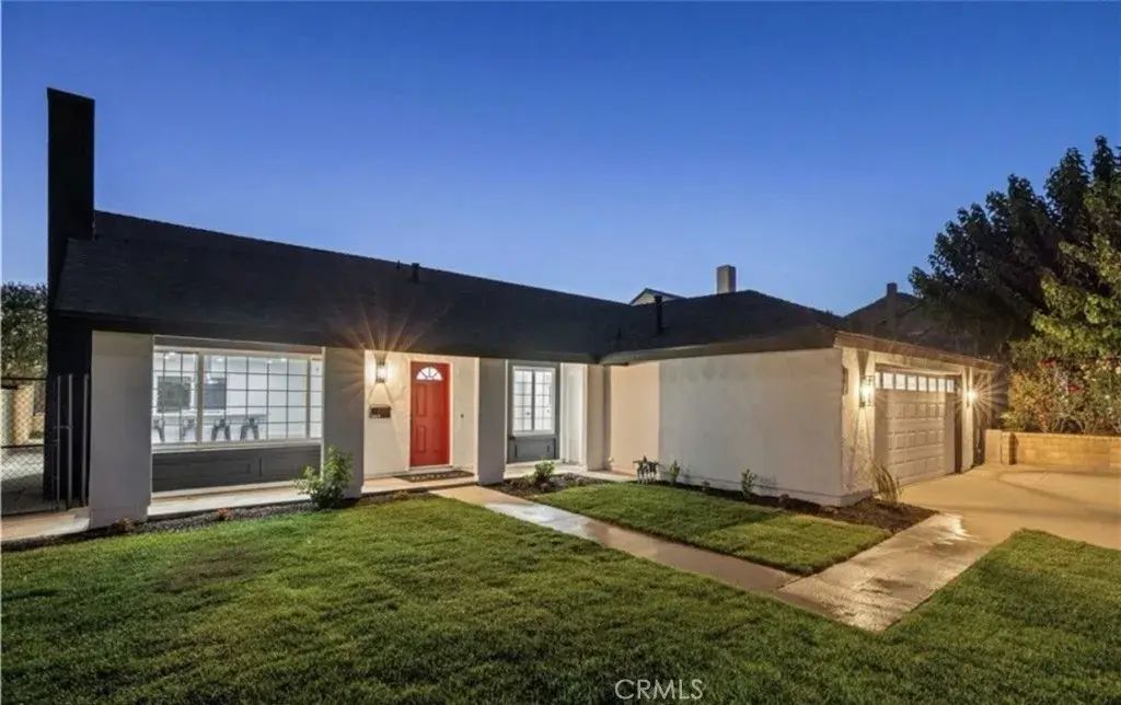 29671 Grandifloras Road, Canyon Country