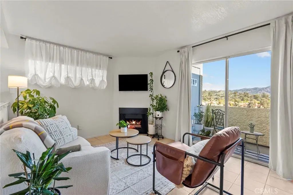 18209 Sierra Highway 88, Canyon Country