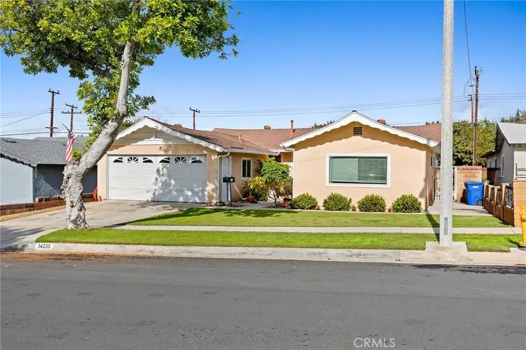 14255 Coolbank, La Mirada