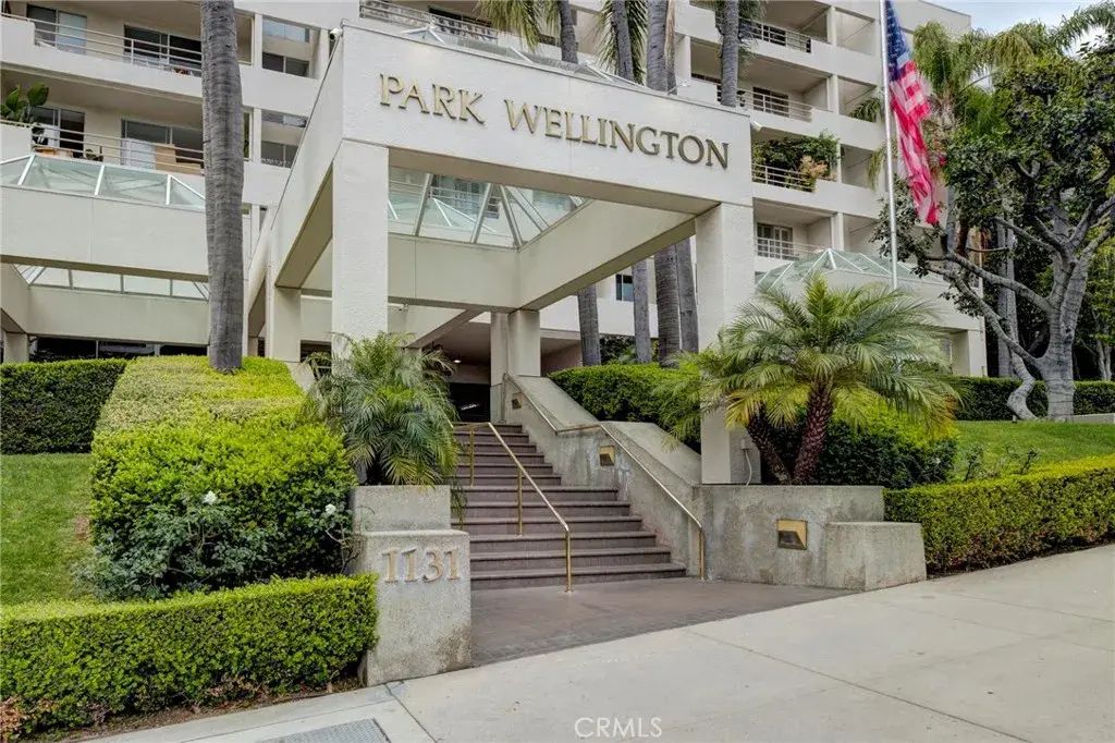 1131 Alta Loma Road 221, West Hollywood