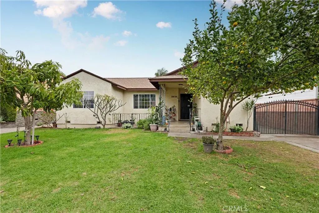 9634 Julius, Downey