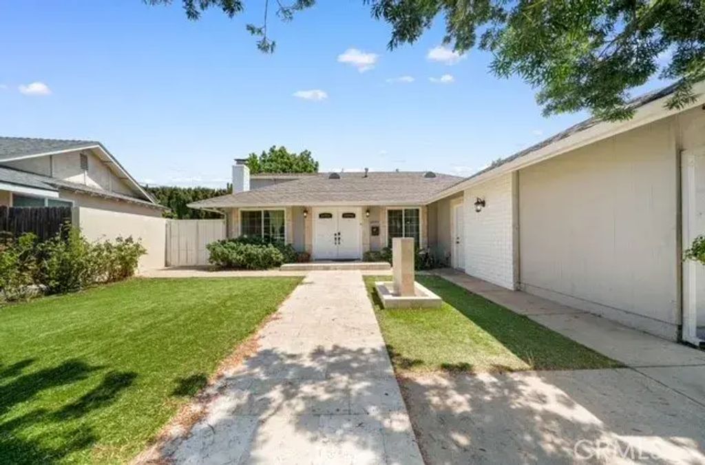 24252 Palmek Circle, Lake Forest