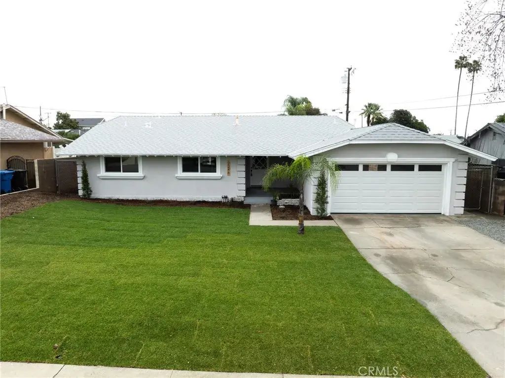 2248 Mariposa, Pomona