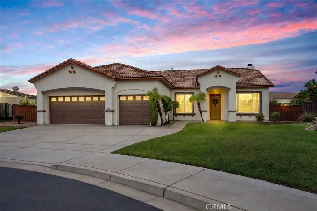 26714 Queen Court, Murrieta