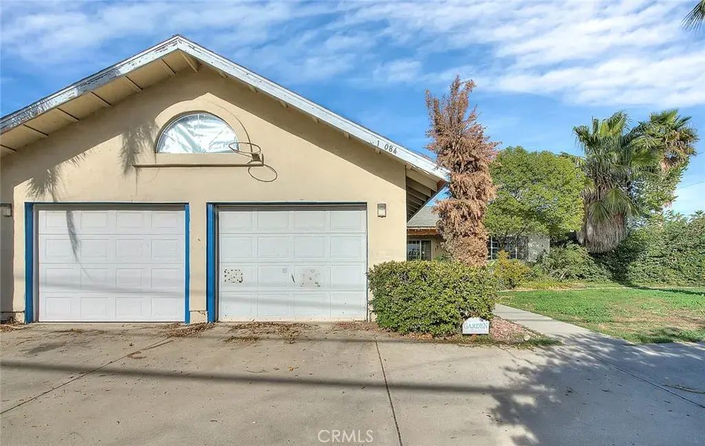17084 Miller, Fontana