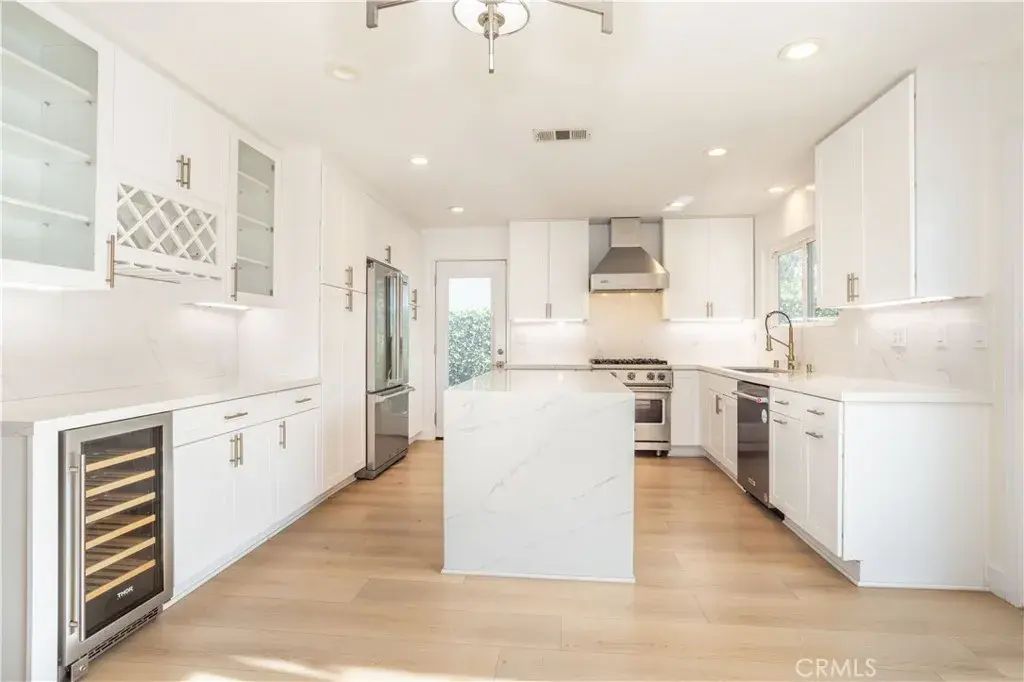 19116 Nashville Street, Porter Ranch