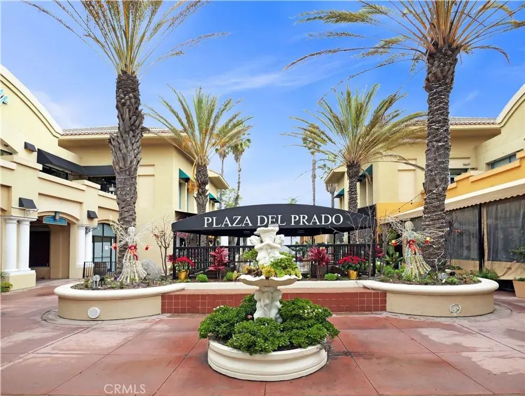 1281 Cabrillo Avenue 204, Torrance