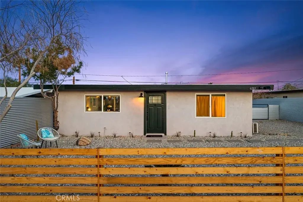 6283 Lupine, 29 Palms