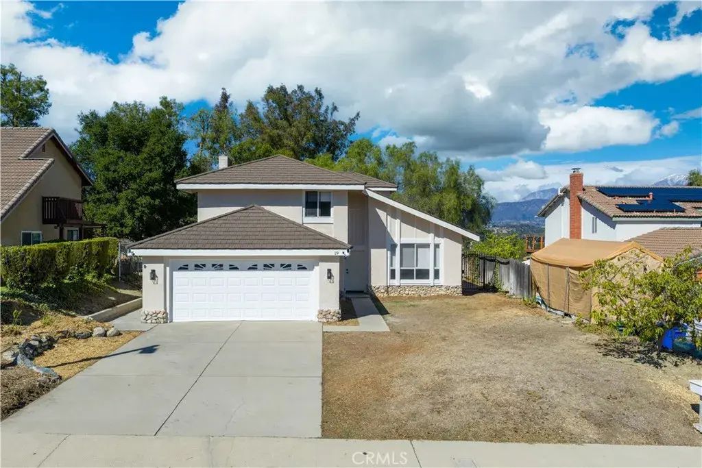 19 Viewpoint, Phillips Ranch
