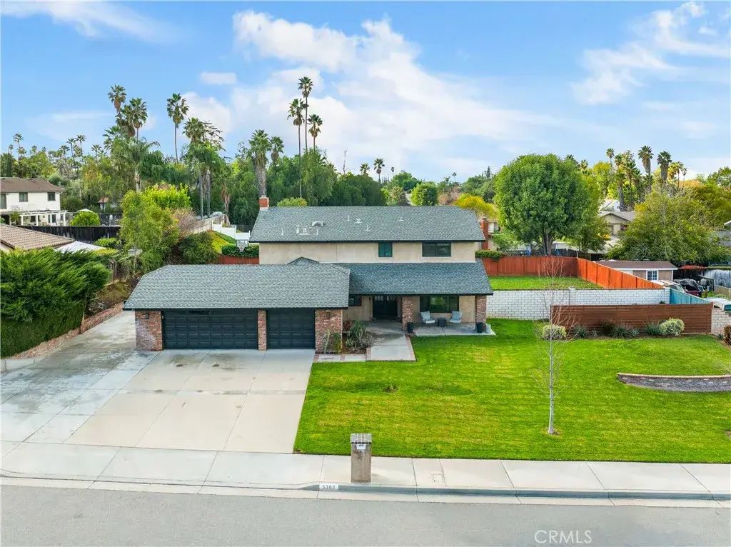 5363 Cornwall, Riverside