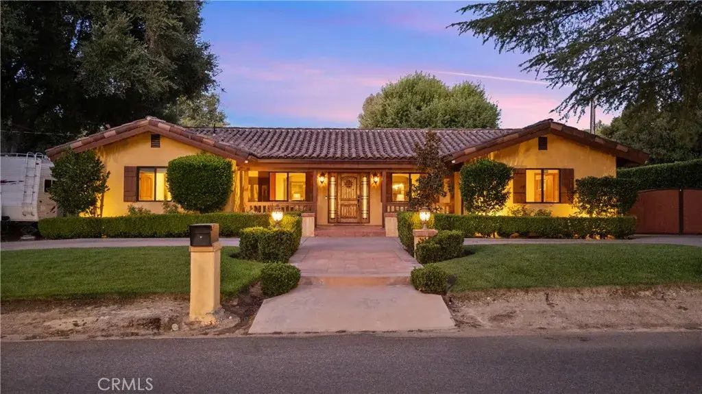 24604 Apple Street, Newhall