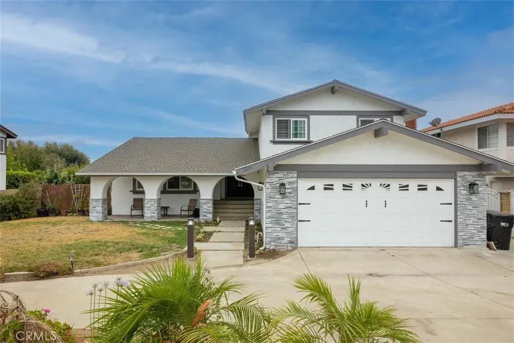 1216 Baseline, La Verne